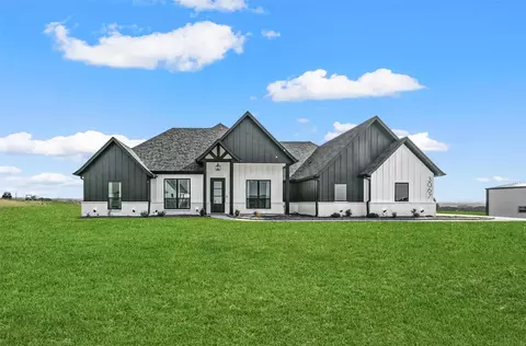 3067 Infinity Dr, Weatherford, TX 76087