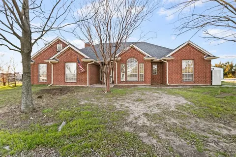 12318 Blakely Ln, Sanger, TX 76266