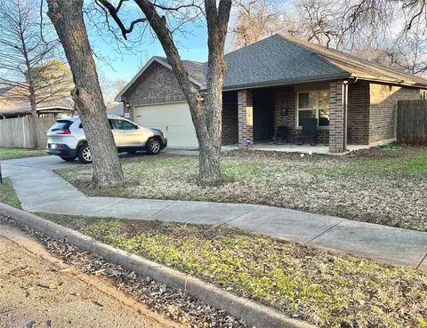 1006 Wright St, Arlington, TX 76012