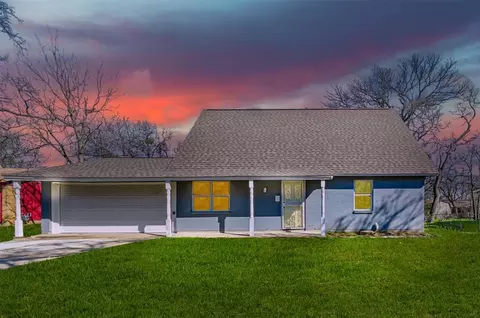 4505 Burke Rd, Fort Worth, TX 76119