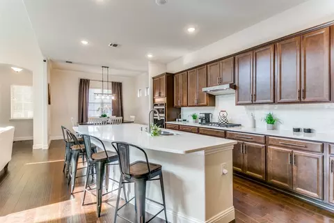 Kitchen - 304 Julia Ln, Euless, TX 76040 photo 3 of 5
