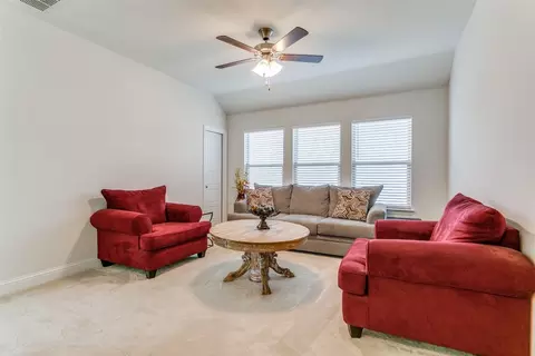 Living - 304 Julia Ln, Euless, TX 76040 photo 7 of 11