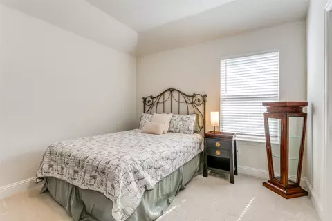 Bedroom - 304 Julia Ln, Euless, TX 76040 photo 2 of 4