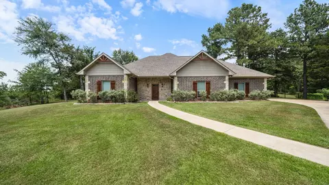 5396 Grand View Dr, Athens, TX 75752