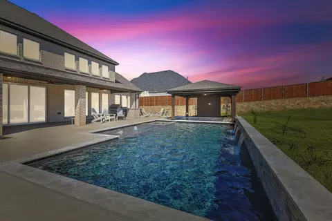 7112 Canyon Pt, Argyle, TX 76226