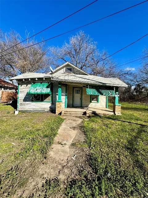 211 S Covington St, Hillsboro, TX 76645