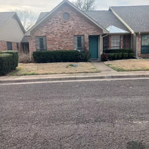 217 Goodwin Ln, Corsicana, TX 75110