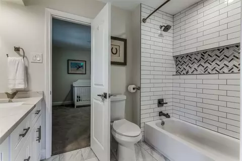 Bath - 9736 Forestridge Dr, Dallas, TX 75238 photo 3 of 4