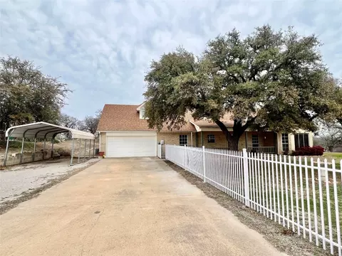 2001 W Patterson St, Eastland, TX 76448