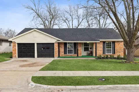 2509 Cardinal Ct, Mesquite, TX 75149