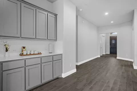 Entry Way - 3057 Lionsgate Dr, Argyle, TX 76226 photo 1 of 2