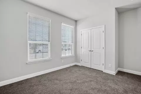 Bedroom - 3057 Lionsgate Dr, Argyle, TX 76226 photo 4 of 5