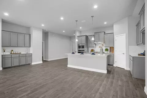 Kitchen - 3057 Lionsgate Dr, Argyle, TX 76226 photo 7 of 7