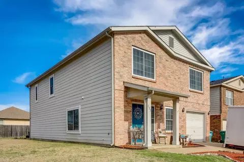 222 Green Meadows Rd, Wilmer, TX 75172