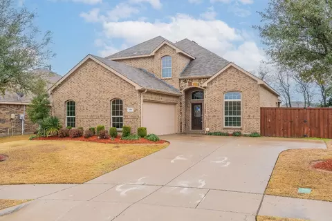 104 Conures Dr, Desoto, TX 75115