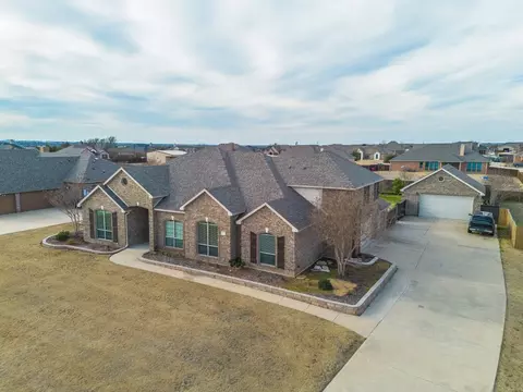 113 Davenport Ln, Waxahachie, TX 75165
