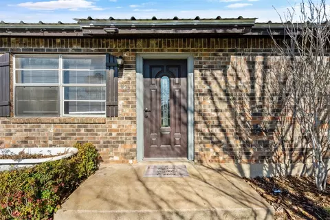 1028 County Road 1109d, Rio Vista, TX 76093