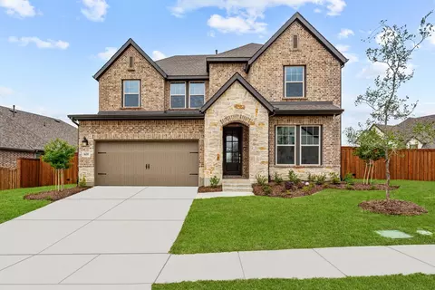 808 Colt Dr, Aubrey, TX 76227