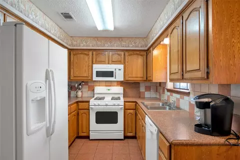 Kitchen - 305 N 6th St, Celeste, TX 75423 photo 4 of 5
