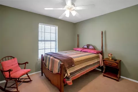 Bedroom - 305 N 6th St, Celeste, TX 75423 photo 4 of 7