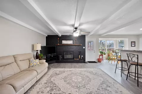 295 Winding Way, Fairfield, TX 75840