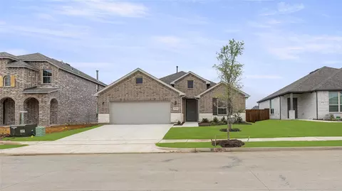 3719 Cherry Hills Dr, Sherman, TX 75090