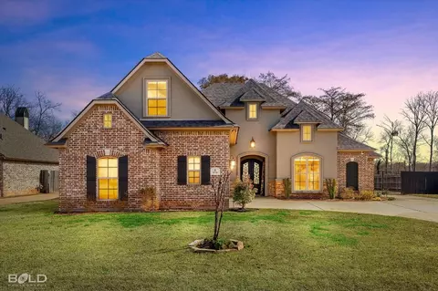 476 Long Acre Dr, Bossier City, LA 71111