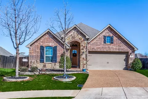 317 Wyndale Ct, The Colony, TX 75056