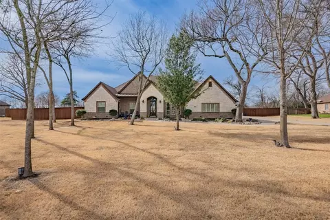 4001 Blackchamp Rd, Midlothian, TX 76065