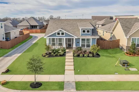 2819 Journey Ln, Heartland, TX 75126