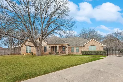 317 Frazier Dr, Hurst, TX 76053