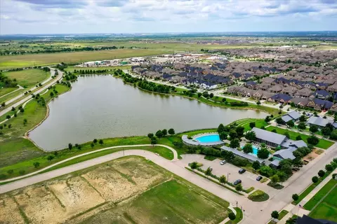 View/Area - 1028 3rd St, Argyle, TX 76226 photo 1 of 5