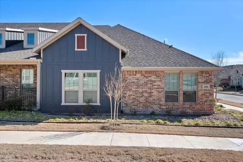 Exterior - 1028 3rd St, Argyle, TX 76226 photo 10 of 10
