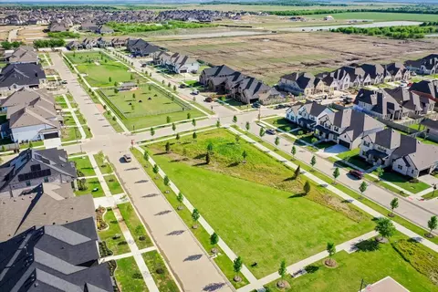 View/Area - 1028 3rd St, Argyle, TX 76226 photo 5 of 5