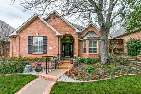 8611 Cherry Hill Dr, Dallas, TX 75243