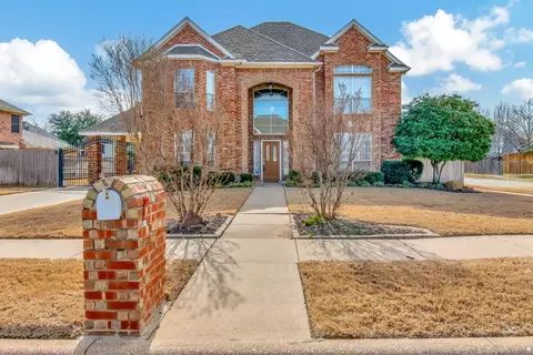 2741 Springhill Dr, Grapevine, TX 76051