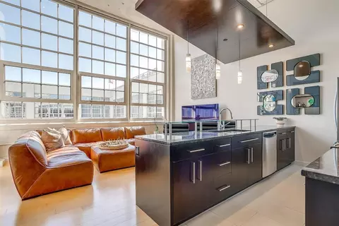 2600 W 7th St #1815, Fort Worth, TX 76107