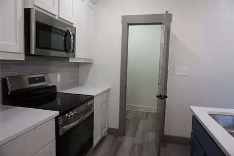 Kitchen - 405 W Hull St, Denison, TX 75020 photo 3 of 4