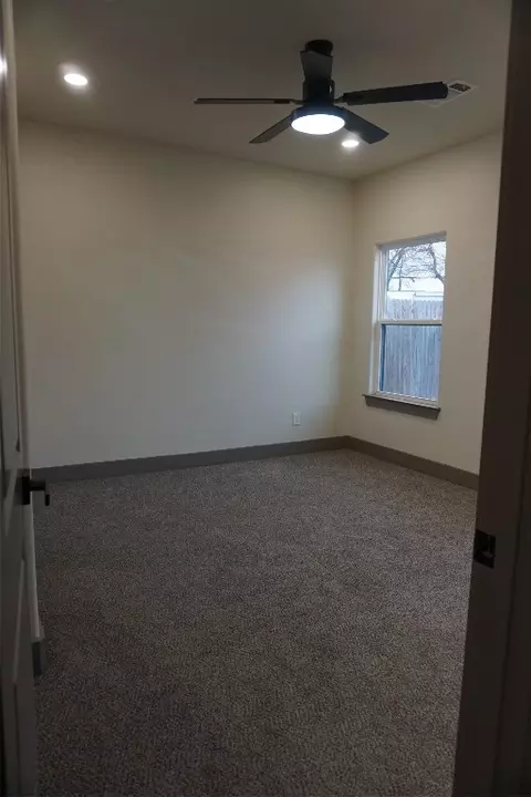 Other - 405 W Hull St, Denison, TX 75020 photo 6 of 11