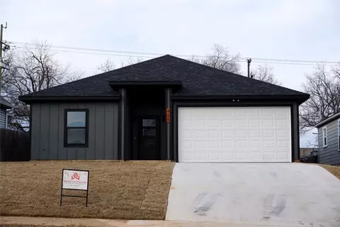 405 W Hull St, Denison, TX 75020