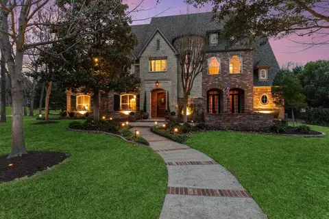 601 Silver Spur Dr, Southlake, TX 76092