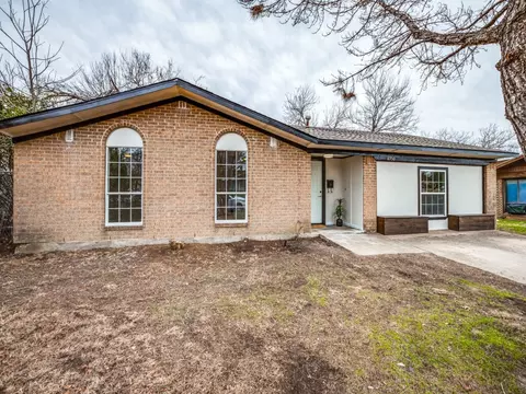 8950 Shorelark Dr, Dallas, TX 75217