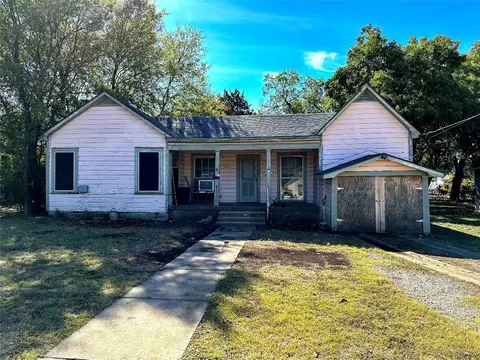1722 E Chaffin St, Sherman, TX 75090