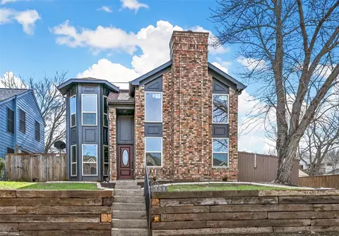 151 Hunter Dr, Cedar Hill, TX 75104