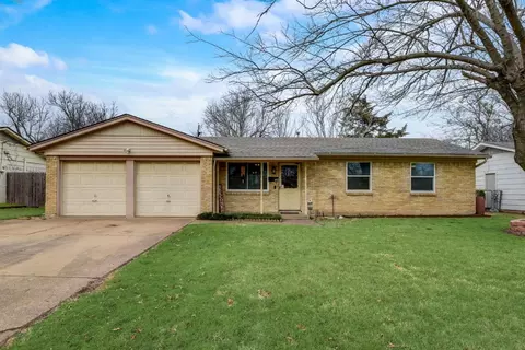 721 Yale Dr, Lancaster, TX 75134