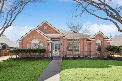 8116 Beverly Dr, North Richland Hills, TX 76182