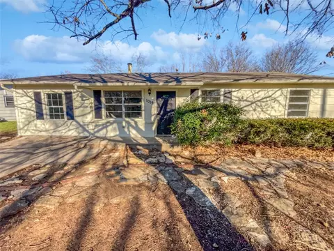 1016 Williams Ave, Cleburne, TX 76033