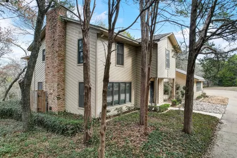 1304 N Cedar Hill Rd, Cedar Hill, TX 75104