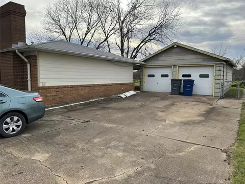 Exterior - 1327 Johns Ave, Lancaster, TX 75134 photo 4 of 12
