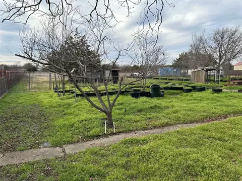 View/Area - 1327 Johns Ave, Lancaster, TX 75134 photo 1 of 1